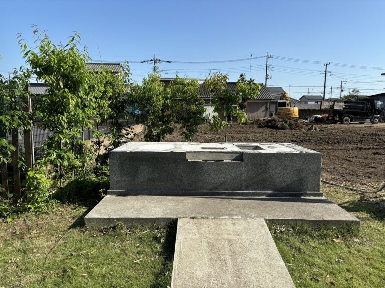 珠花散骨　後部木柵取外①